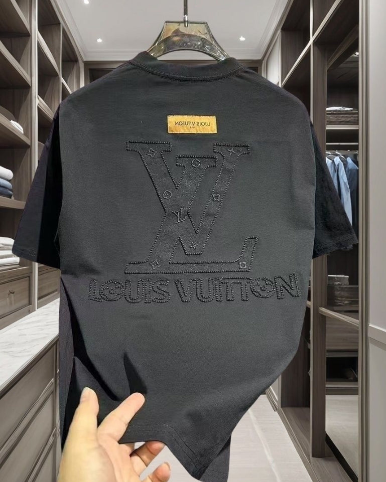 Double-sided embroidered T-shirt