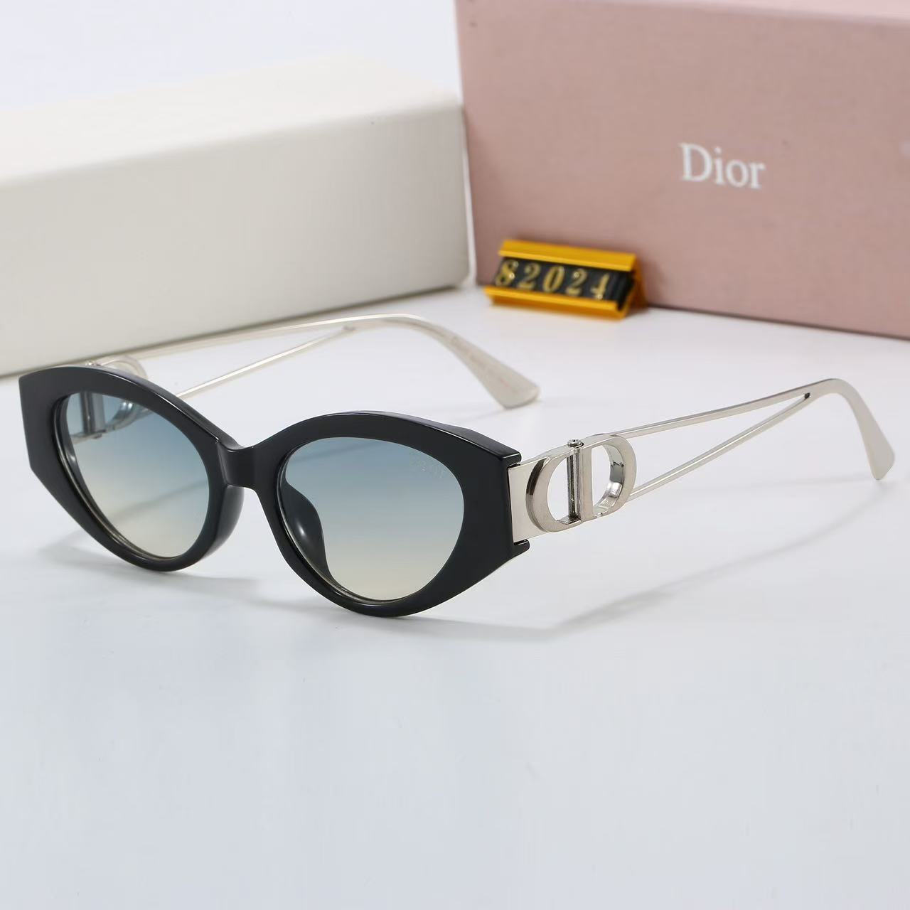 Fashion hot 7 color sunglasses 82024