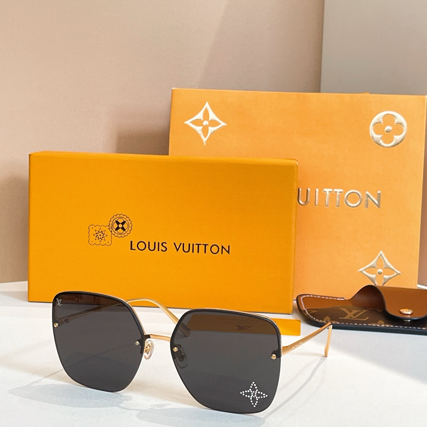 Fashion hot 7 color sunglasses