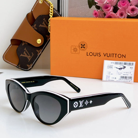 Versatile and fashionable sunglasses