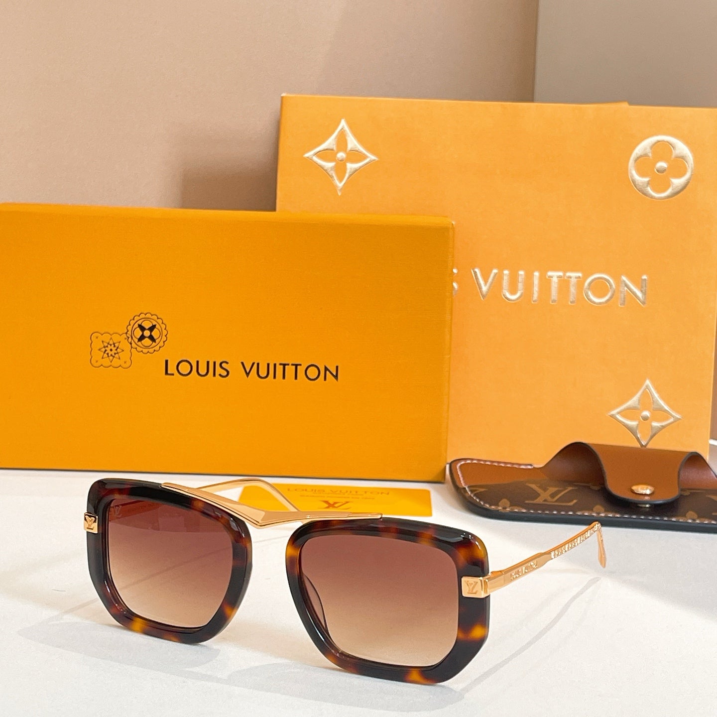 Fashion hot 6 color sunglasses