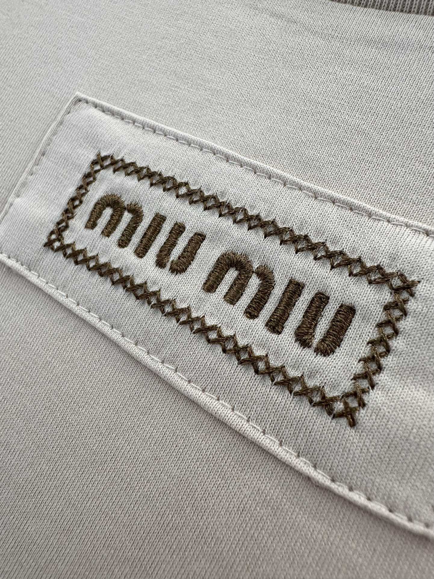 Embroidered cotton T-shirt