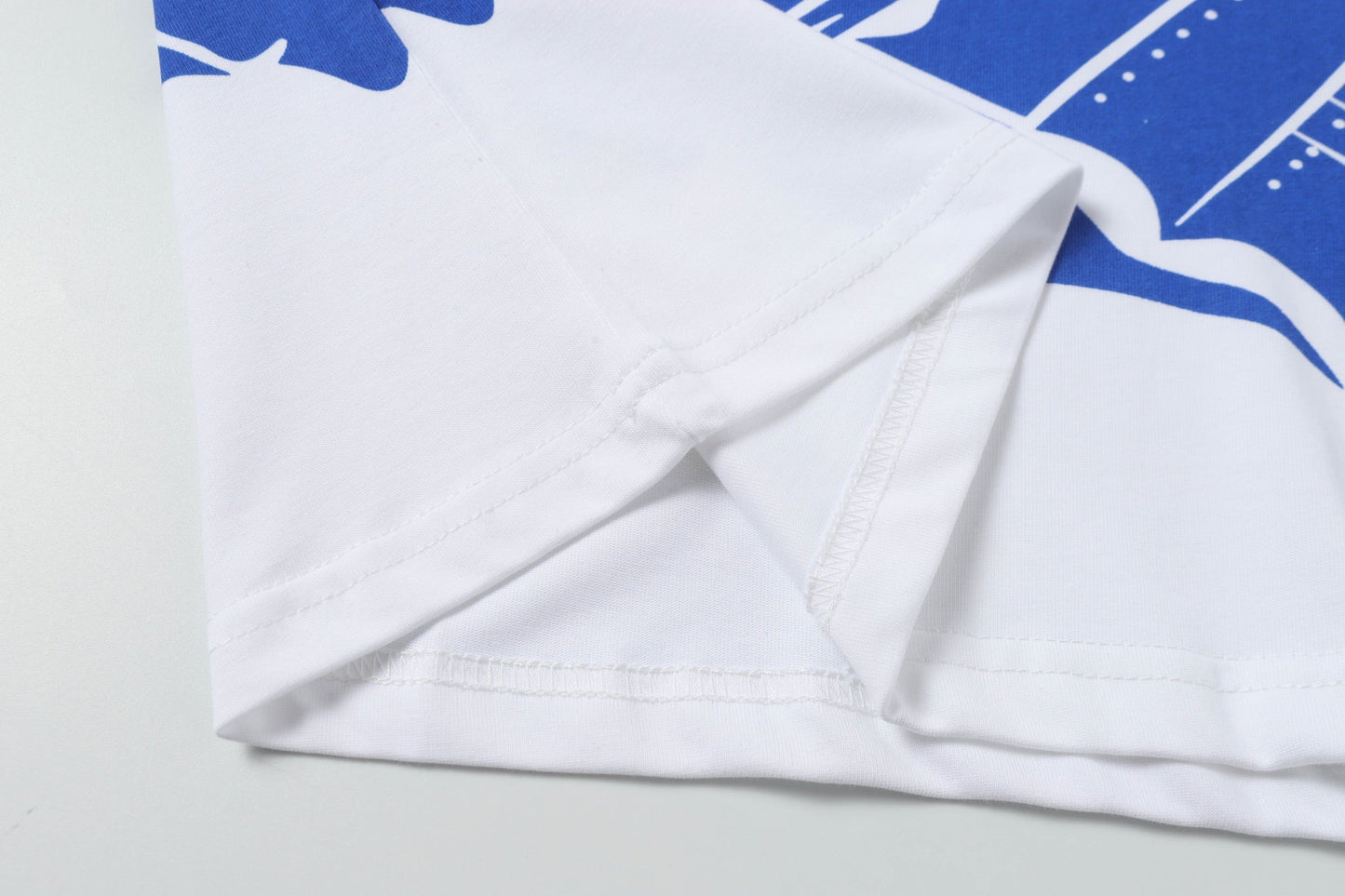 White fashion T-shirt 633