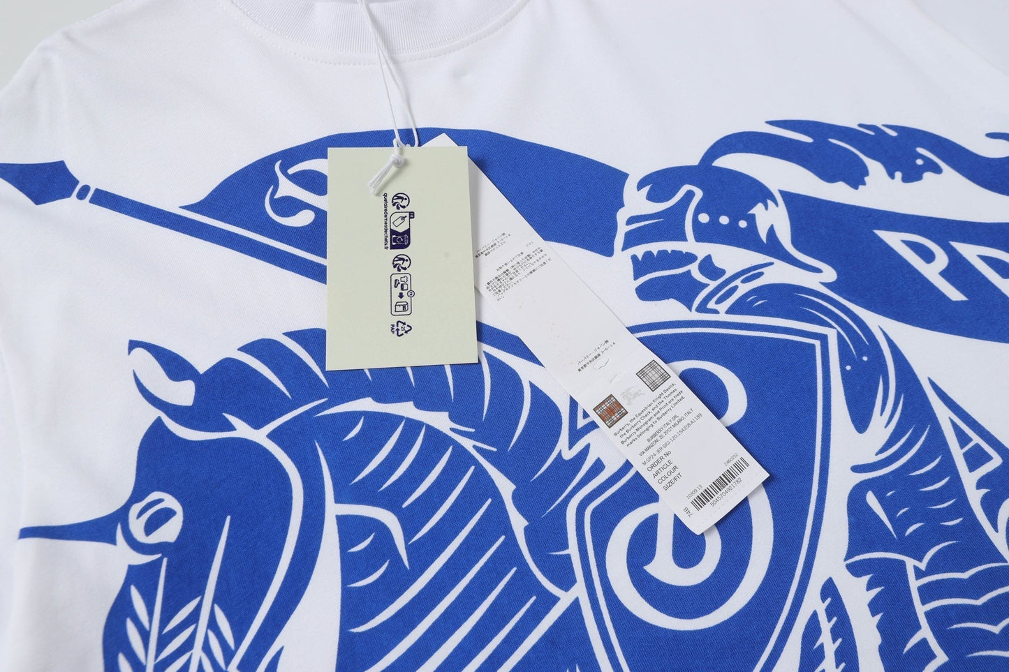 White fashion T-shirt 633