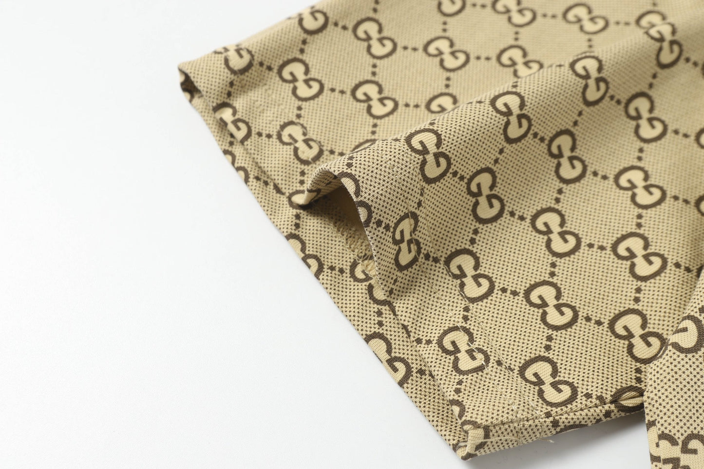 Khaki fashion T-shirt 650