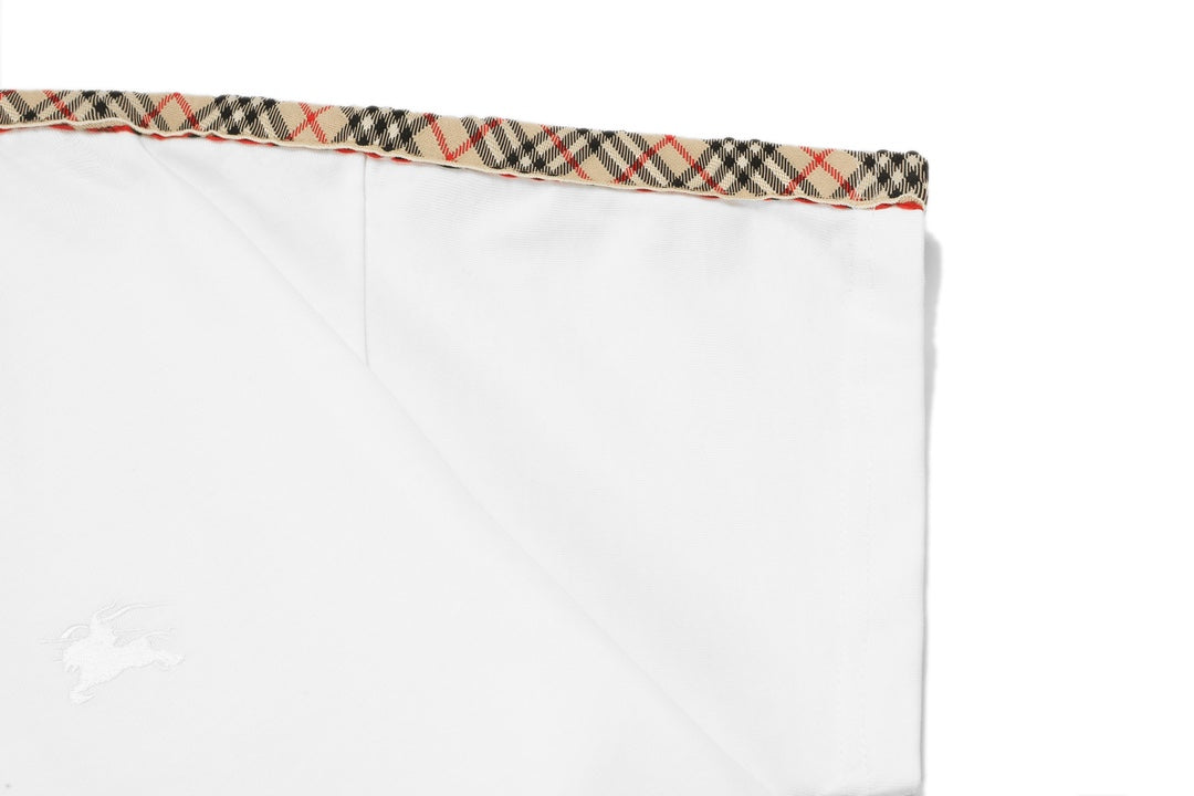 Embroidered classic sleeve T-shirt