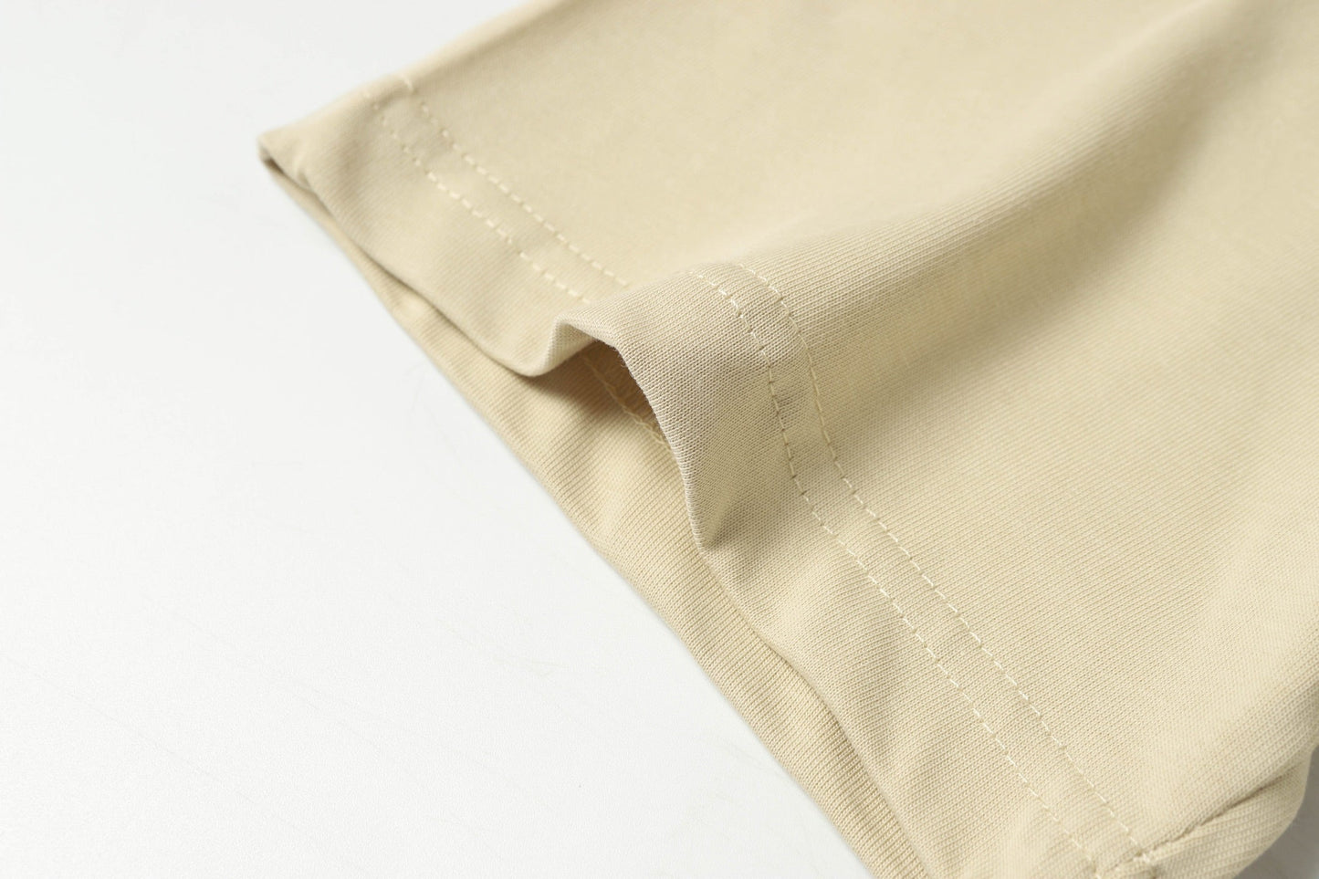 World map print rhinestone T-shirt