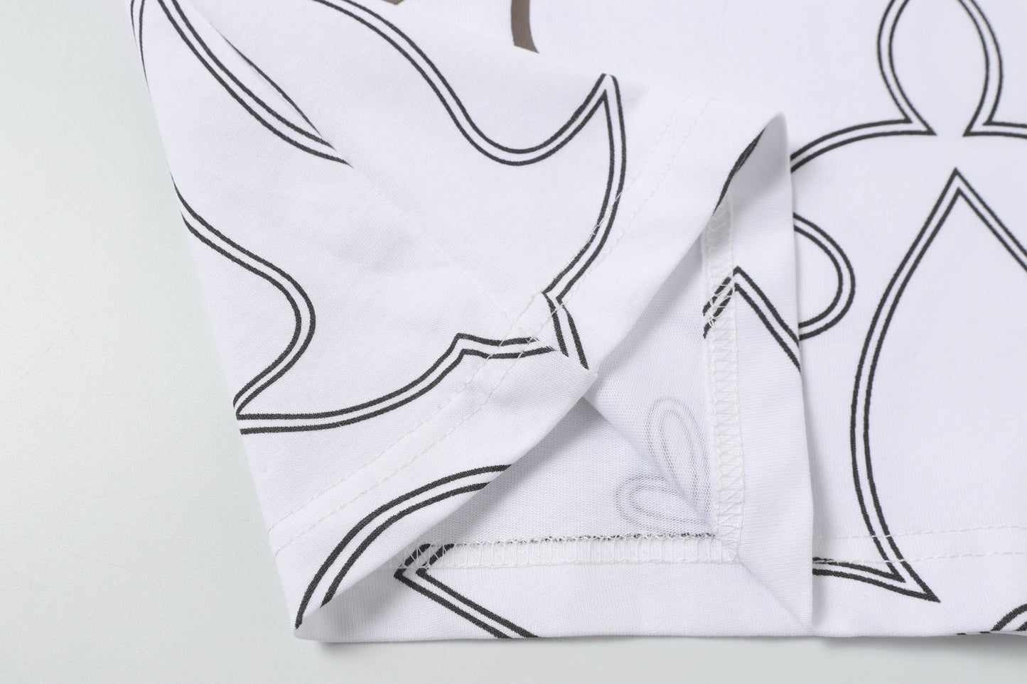 White fashion T-shirt 662