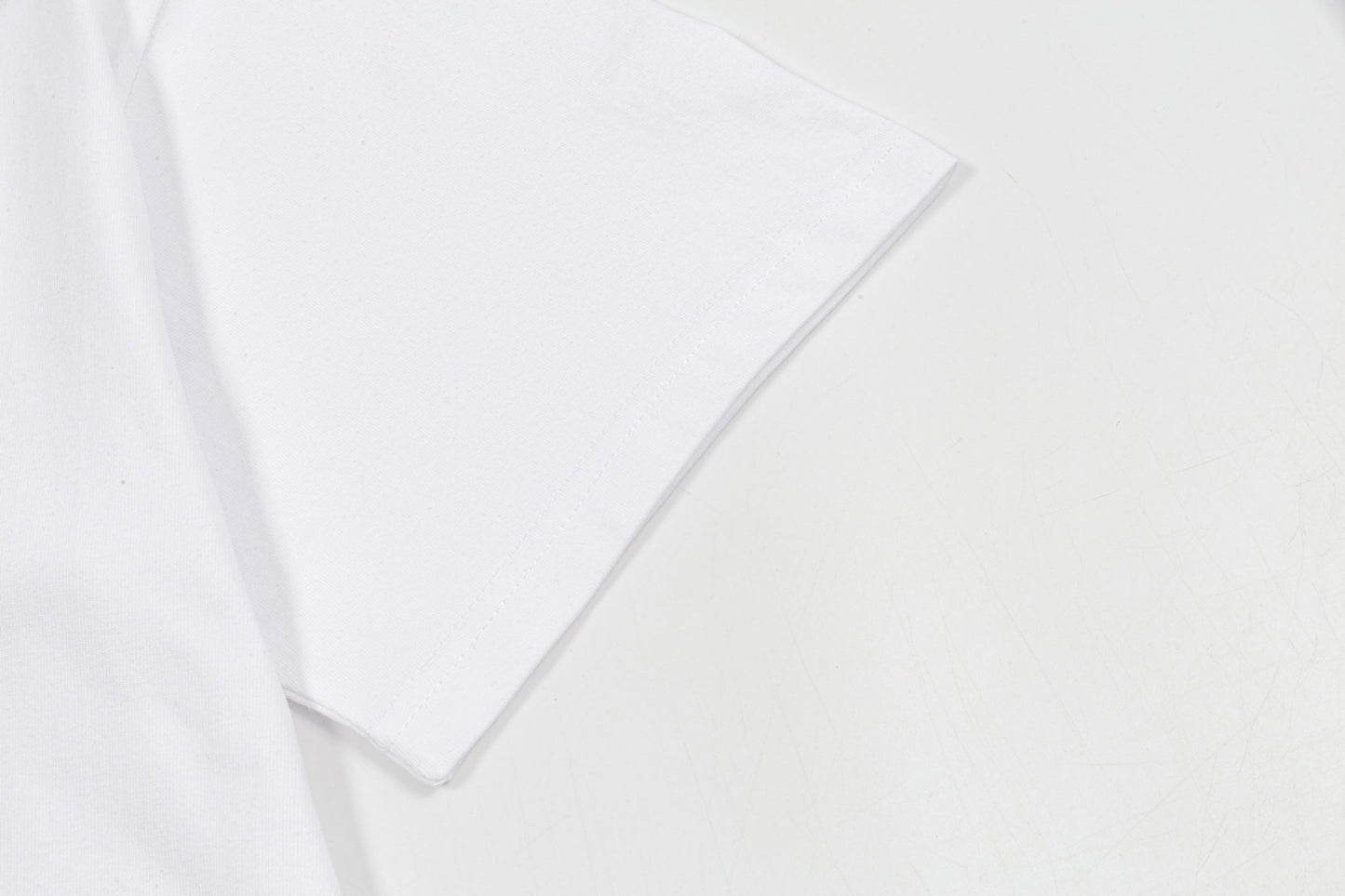 EMBOSSED PRINT COTTON T-SHIRT