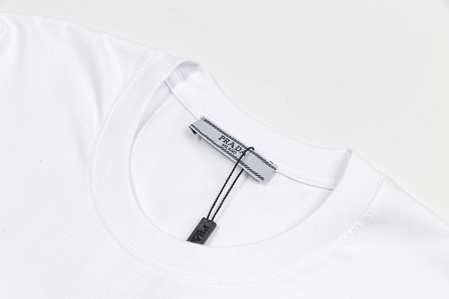 EMBOSSED PRINT COTTON T-SHIRT