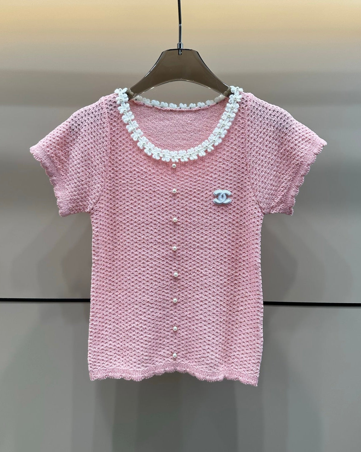 Knitted pearl hollow T-shirt